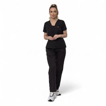 Pijama Scrub Cirúrgico Feminino Gabardine Manga Curta Tradicional Preto G - Dana Jalecos